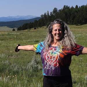 Meet your Posher, Niki